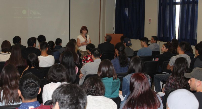 La FAUP recibió a una nueva generación de estudiantes de Arquitectura y de Arquitectura del Paisaje