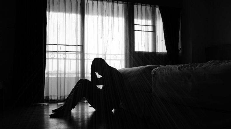 Cómo contener a quienes han sufrido una muerte por suicidio