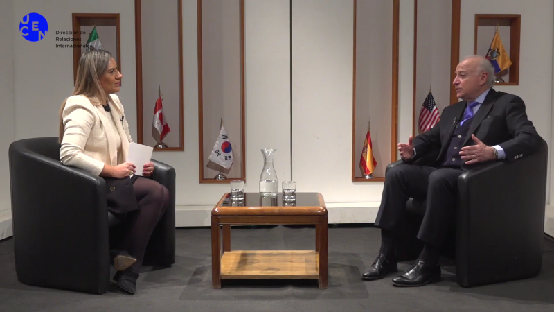 DRI lanza programa «Conversaciones globales»