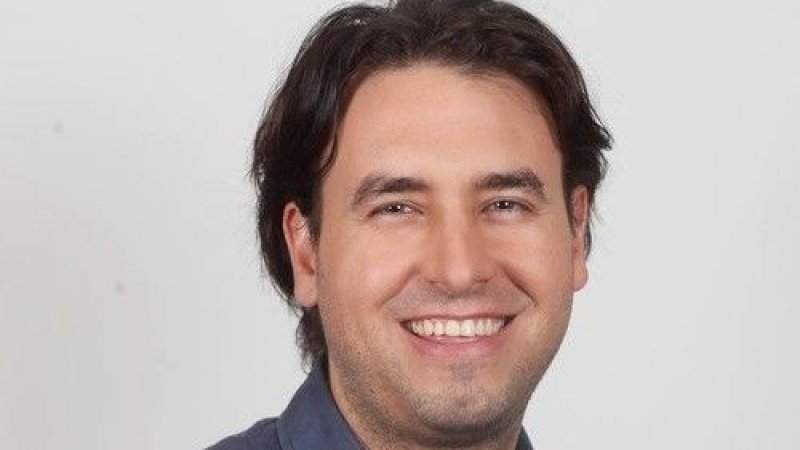 Egresado de la UCEN es el nuevo presidente de la Cámara de Diputados