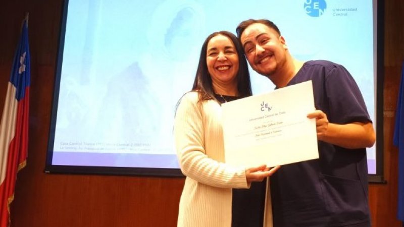 Rector encabeza Titulación de la Generación 2022 de Enfermería