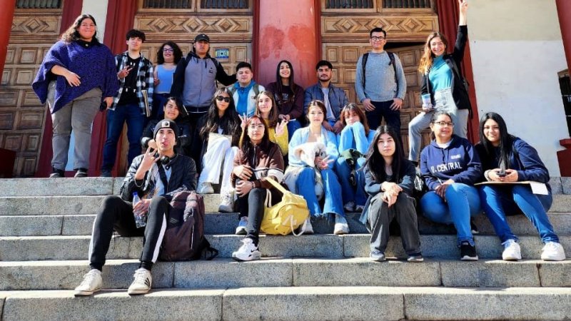 Tradicionales rutas por la ciudad dan inicio a segundo semestre de Arquitectura