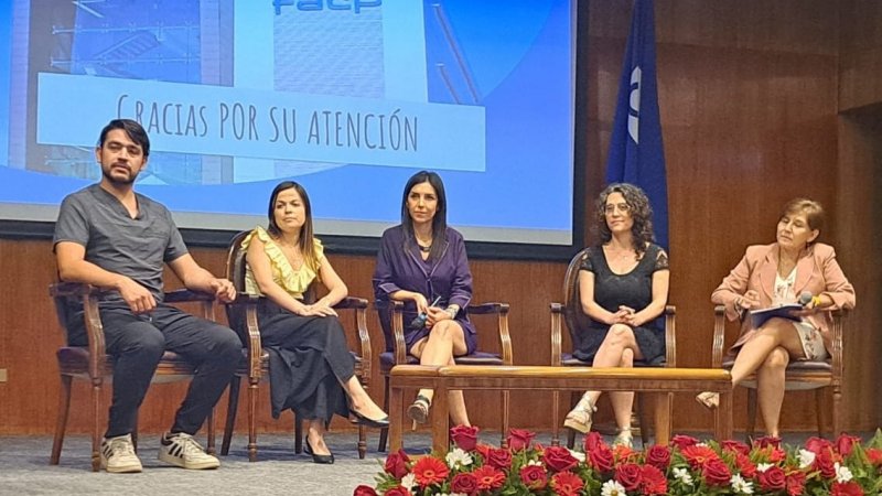 Alentadoras experiencias prequirúrgicas en cáncer son presentadas en conversatorio de Nutrición y Kinesiología