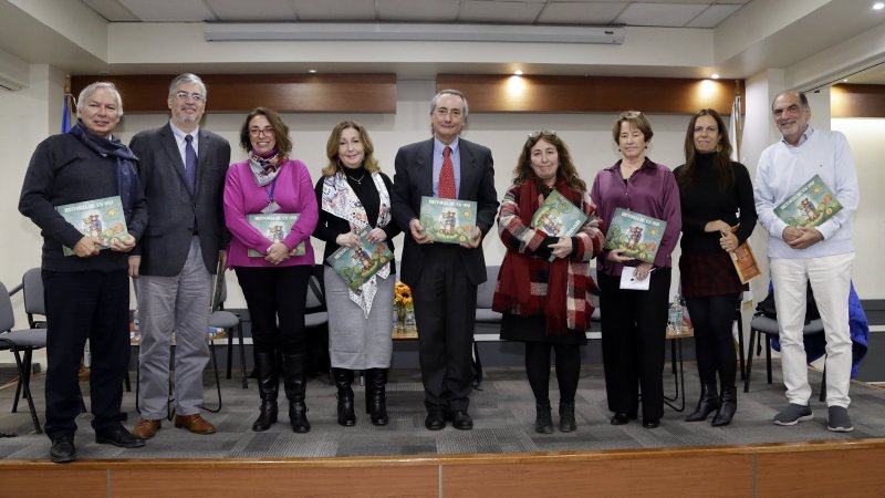 Conversatorio reunió a expertos para abordar el bienestar de profesionales y estudiantes del sector salud