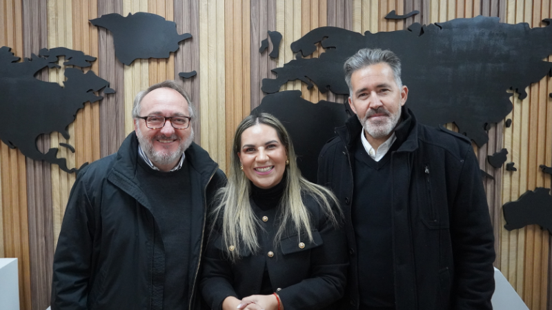 Se estrechan lazos de colaboración entre la Universidad Internacional de La Rioja y la Universidad Central de Chile