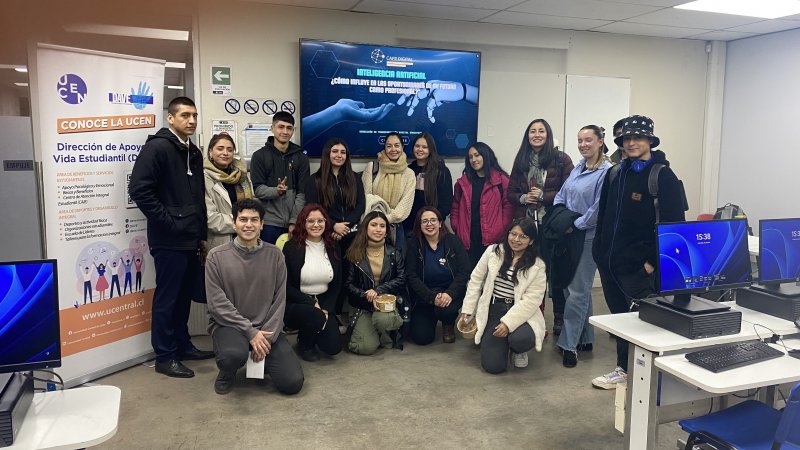 Taller de Inteligencia Artificial revoluciona la formación profesional de los/as estudiantes