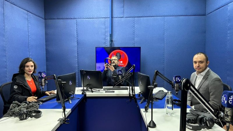 Ministra Camila Vallejo fue entrevistada en Libertad de Palabra