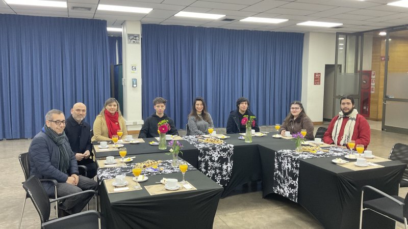 Decana Andrea Figueroa, se reúne con presidentes de Centros de Estudiantes de la Facultad de Educación