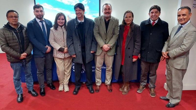 Nuevos directores de carreras de economía y negocios se presentaron ante alumnado