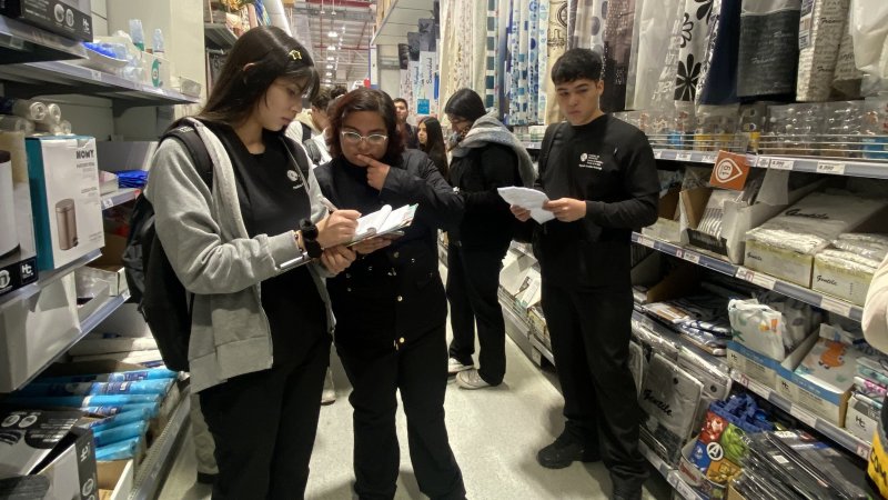 Estudiantes de kinesiología Sede Coquimbo evalúan condiciones de puestos de trabajo inclusivos