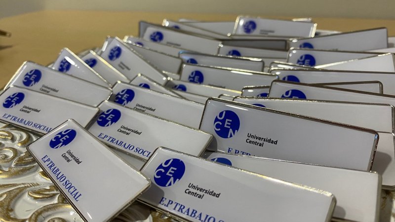 59 estudiantes de Trabajo Social recibieron el símbolo de sus prácticas