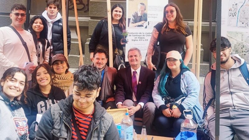 Carrera de Arquitectura participa del Día Nacional Sin Auto