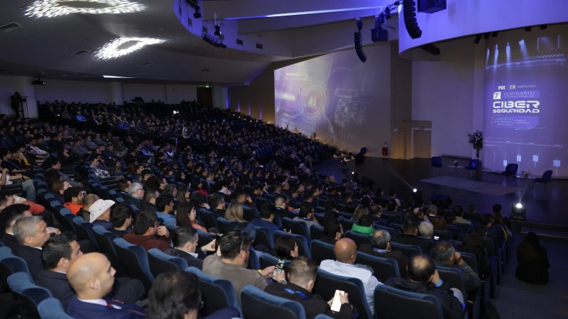 Más de 40 estudiantes asisten a Seminario de Ciberseguridad organizado por la PDI