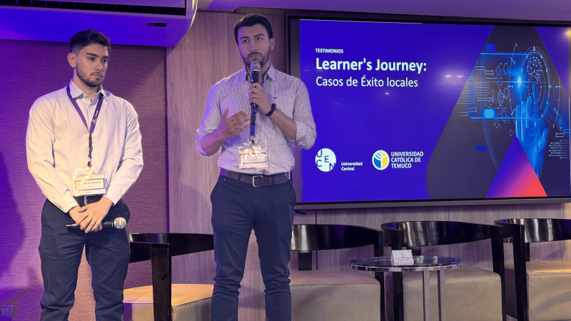 Miembros de la FINARQ y de Transformación Digital Educativa de la UCEN participan del evento Cognos Online