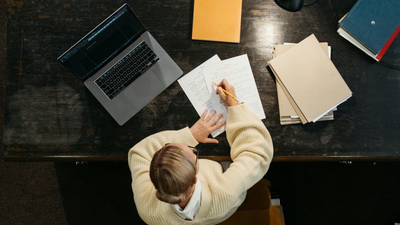 Conoce los diplomados y postítulos que la FEGOC tiene para ti