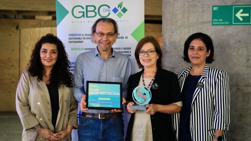 Manual de Techos Verdes logra 2º lugar en la Chile Green Building Week