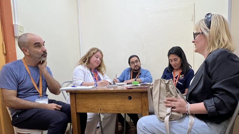 Proyecto InES I+D de la UCEN avanza en alianza estratégica con INCANCER para innovar en salud oncológica